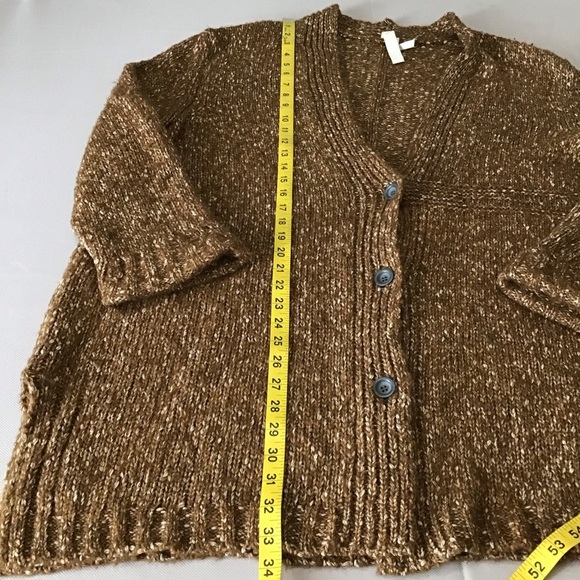 Woman’s Over-Size Brown Tan Cardigan Sweater - Picture 9 of 11